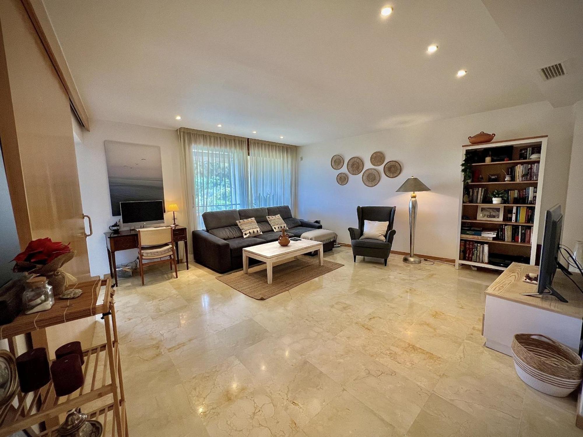 Apartamento Los Monteros With Pool By Homing