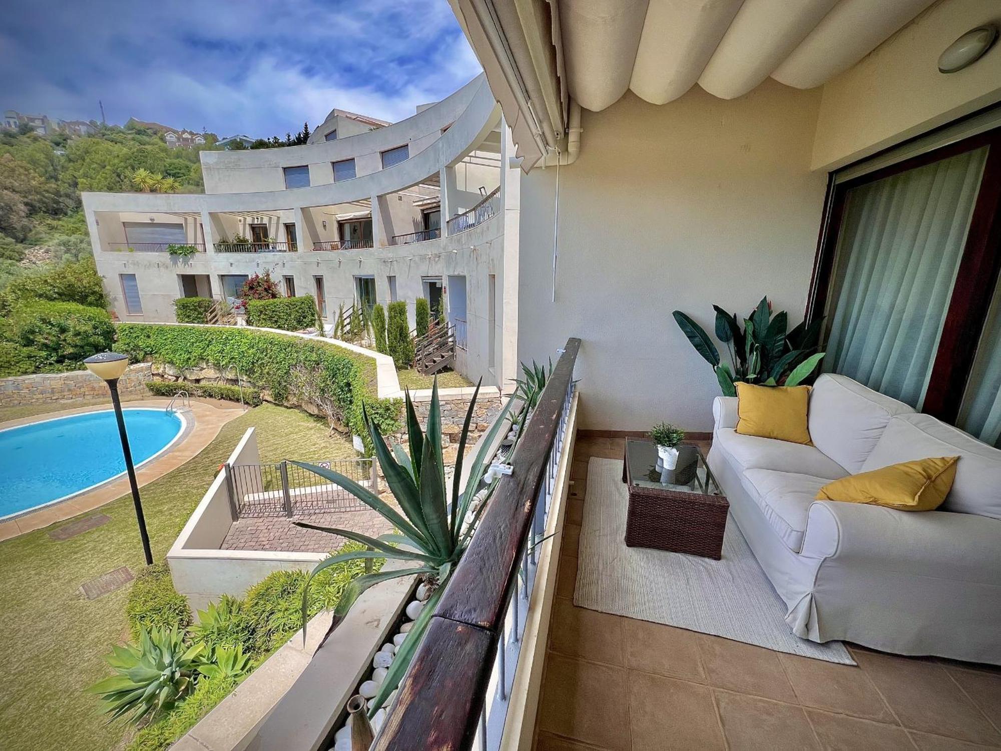 Apartamento Los Monteros With Pool By Homing Marbella